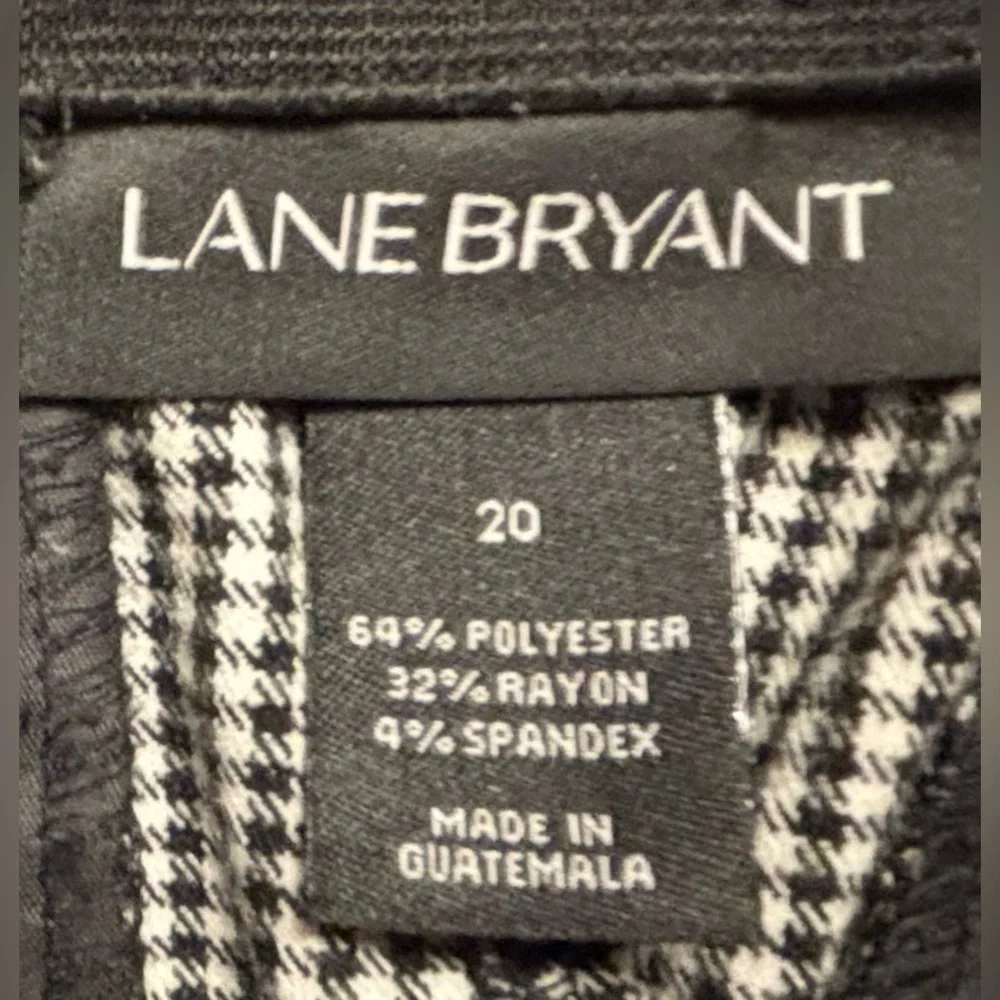 Lane Bryant wide Leg black & white mini checkered cropped pants Women’s size 20 - Picture 2 of 14